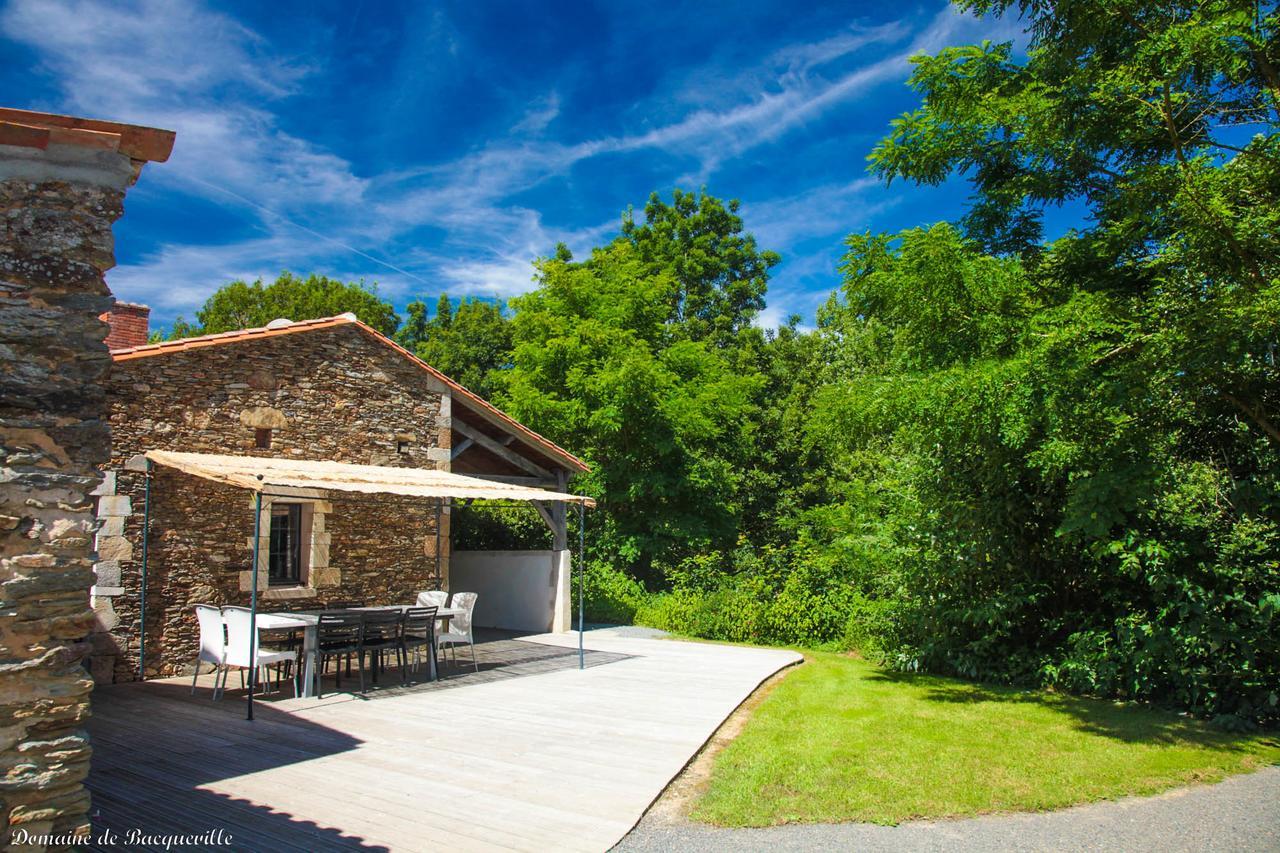 Chambres D'Hotes - Domaine De Bacqueville L'Aiguillon-sur-Vie Luaran gambar
